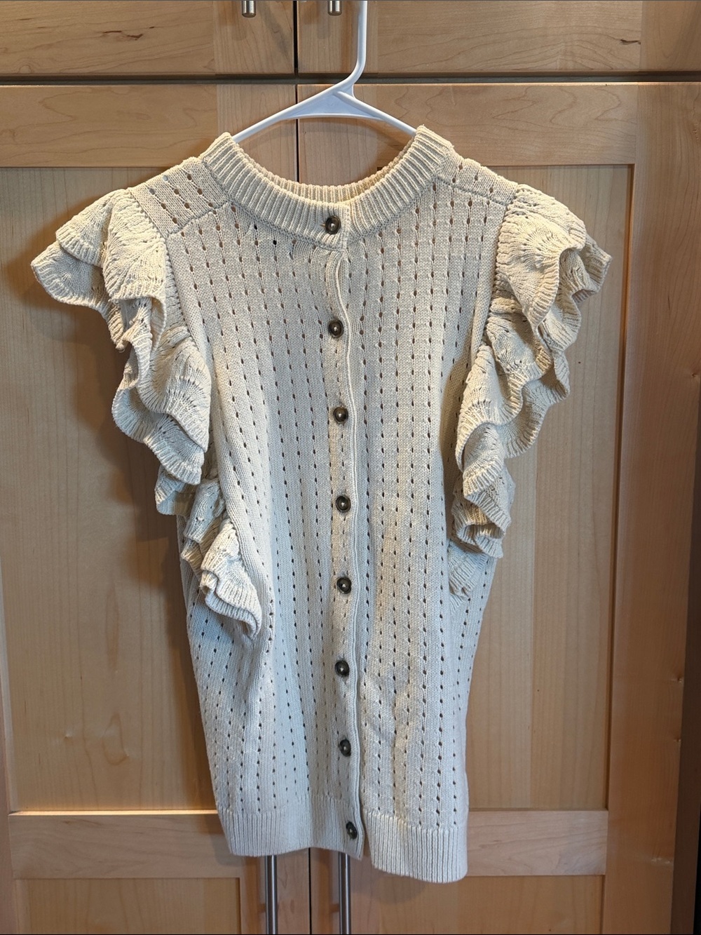 Who What Wear Cream Ruffle-Sleeve Button Front Knit Cardigan Size 4-6 NWOT